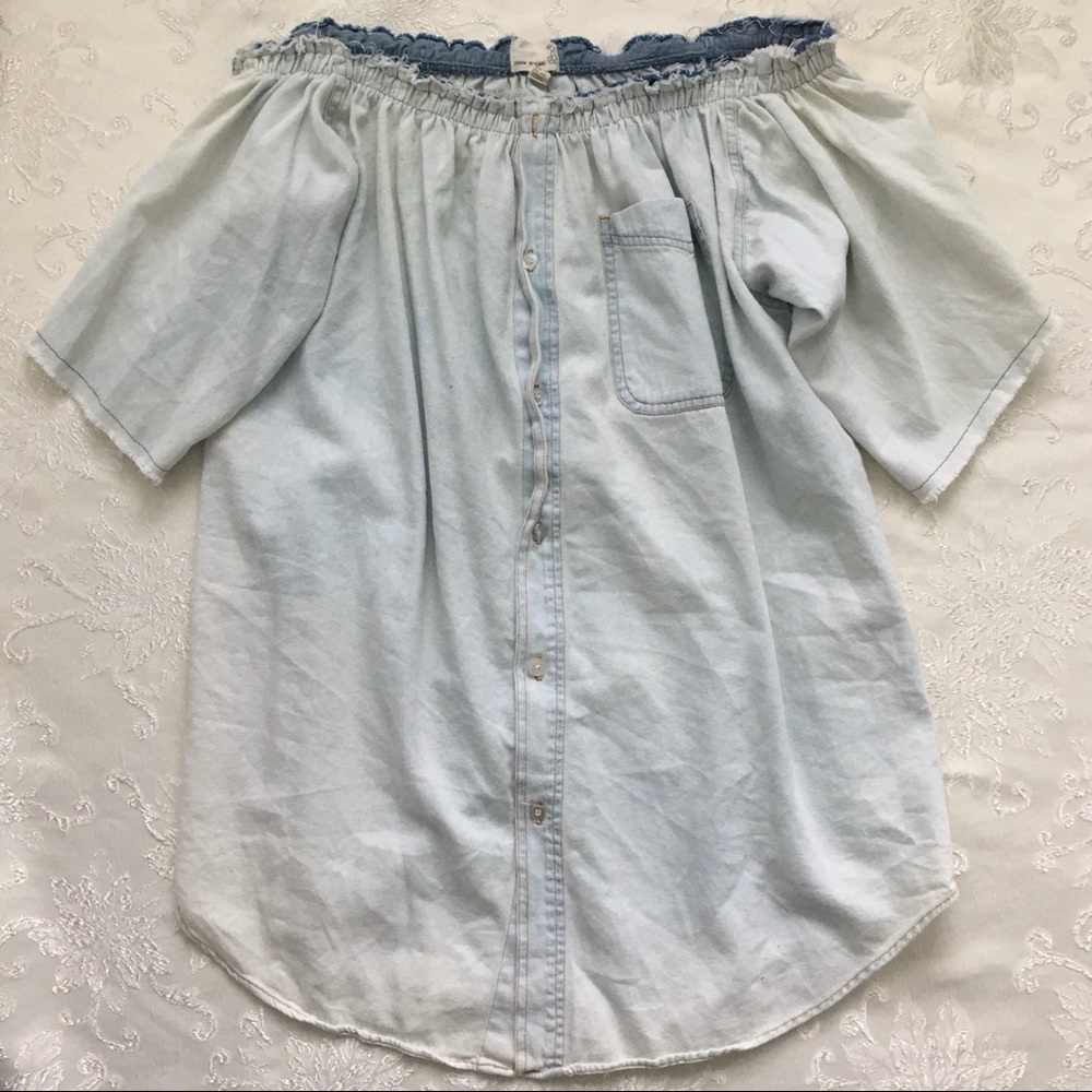 Off the Shoulder Denim Shift Dress